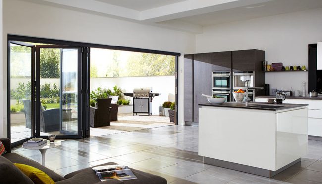3 open plan kitchen extension ideas to bring the outside in this summer