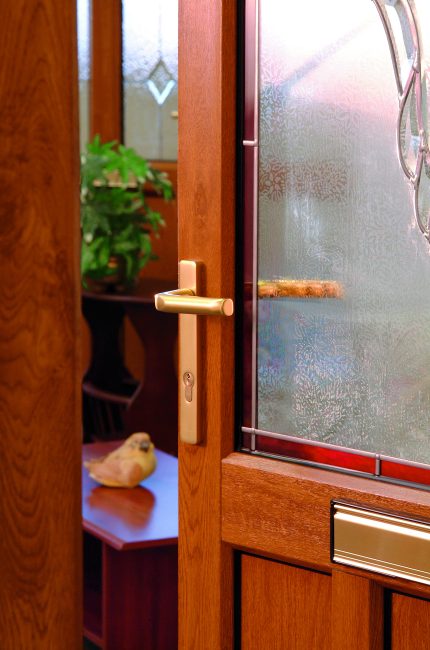 10 signs my front door needs replacing