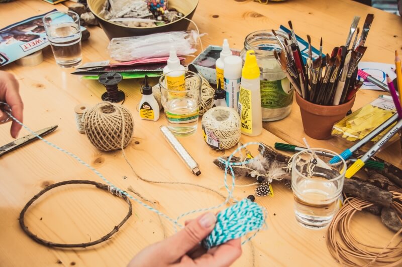 3 creative projects to do indoors to keep busy!